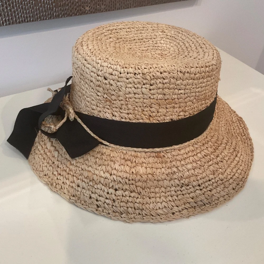 Straw hat - Picture 2 of 4